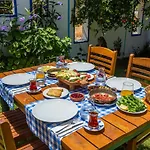 La Brezza & Akyarlar