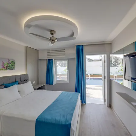 La Brezza & 3* 아크얄라