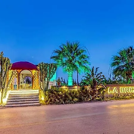 Hotel La Brezza &